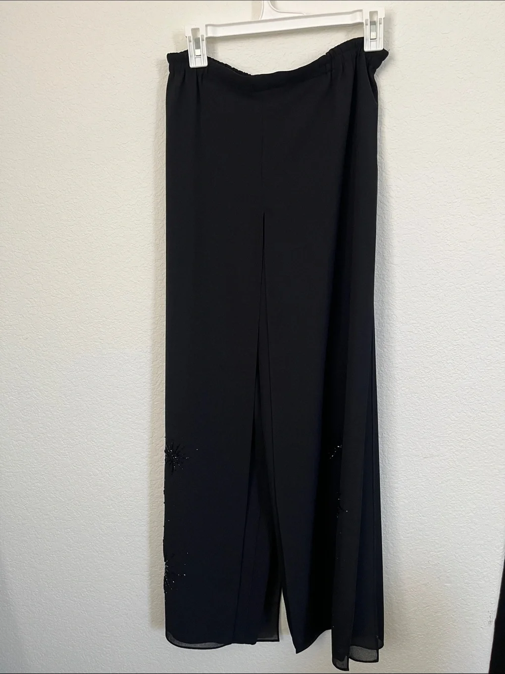 Adrianna Papell Black Wide-Leg Split Hem Evening Pants with Bead Detail
